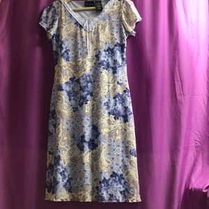 NO Boundaries paisley dress JR M